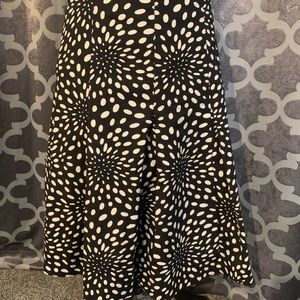 NWOT WHBM size 4 Skirt